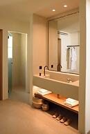 Elessa Hotel