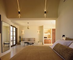 Elessa Hotel
