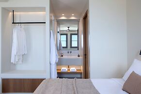 Elessa Hotel