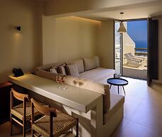 Elessa Hotel