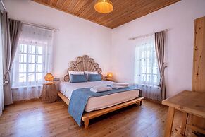 Muhtar Hotel