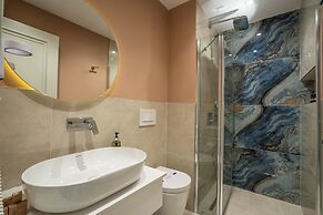 Muhtar Hotel