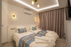 Muhtar Hotel