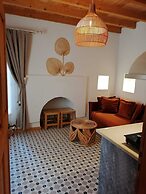 Muhtar Hotel