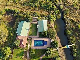THE AVI'S VILLAGE AGROTOURISM