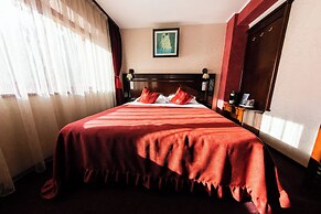 Hotel Daily Plaza