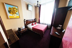 Hotel Daily Plaza