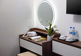 NEW HORIZON HOTEL
