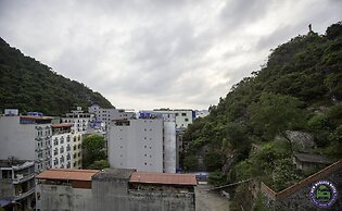 NEW HORIZON HOTEL