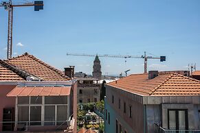 Liiiving - Downtown Balcony Apartment