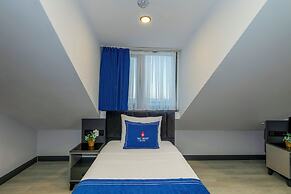 The Great Airport Hotel & Restaurant