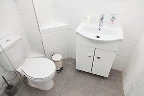 Brand New Modern apt in Central Athens