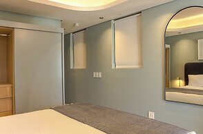 The Quarter Apartments