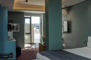 The Quarter Apartments