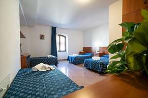 NAZARETH RESIDENCE
