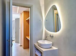 Paros Gem