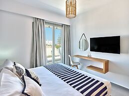 Paros Gem