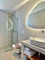 Paros Gem