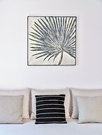 Paros Gem