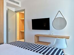 Paros Gem