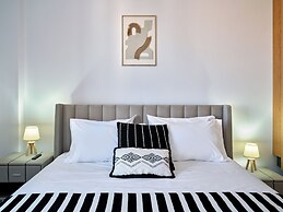 Paros Gem