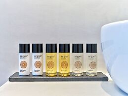 Paros Gem