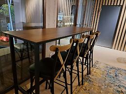 Karvi Hostel & Suites
