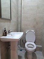 Karvi Hostel & Suites