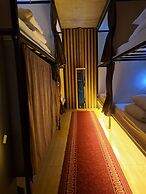 Karvi Hostel & Suites