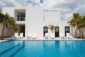 Hotel & Suites Yuca Ville