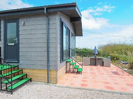 Midway Lodge