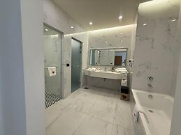 Saint Georges Hotel & Resort
