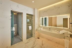 Saint Georges Hotel & Resort