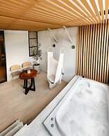 Nakúa Stay + Work