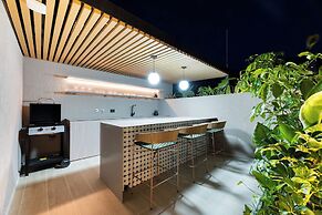 Nakúa Stay + Work