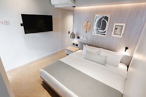 Nakúa Stay + Work