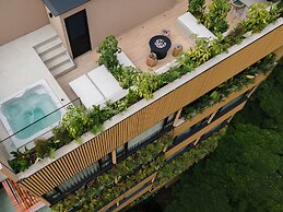 Nakúa Stay + Work