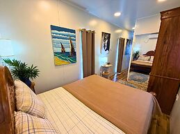 Zanzibar Beach House- South