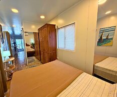 Zanzibar Beach House- South