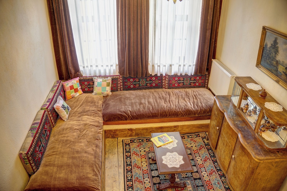 Gibos Cave Hotel