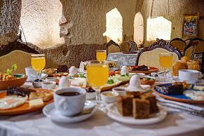 Gibos Cave Hotel