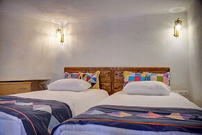 Gibos Cave Hotel