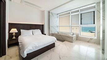 Goseong Moneblue Pension