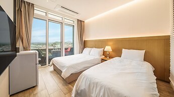 Goseong Moneblue Pension