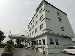 Vadpadraka Hotel and Resort