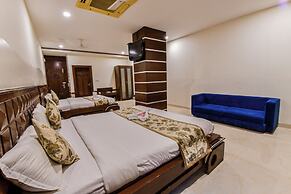 The Grand Siddharth Hotel