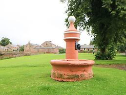 Whinstone