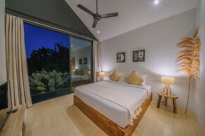 Villa RIZR - Industrial 3BR villa