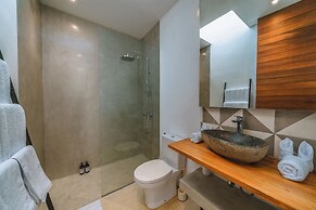Villa RIZR - Industrial 3BR villa