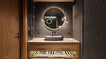 Bor Hotel by Karisma